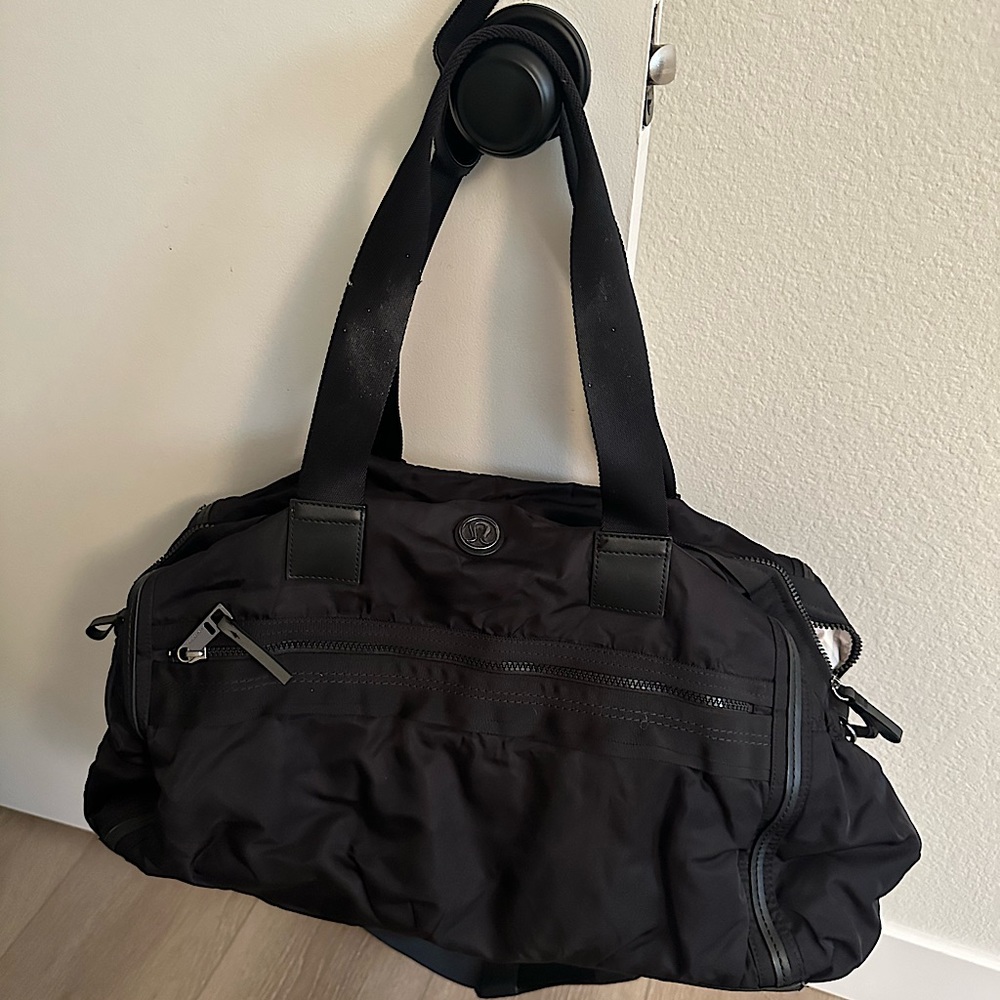 Lululemon Weekender Wanderlust Duffel Bag